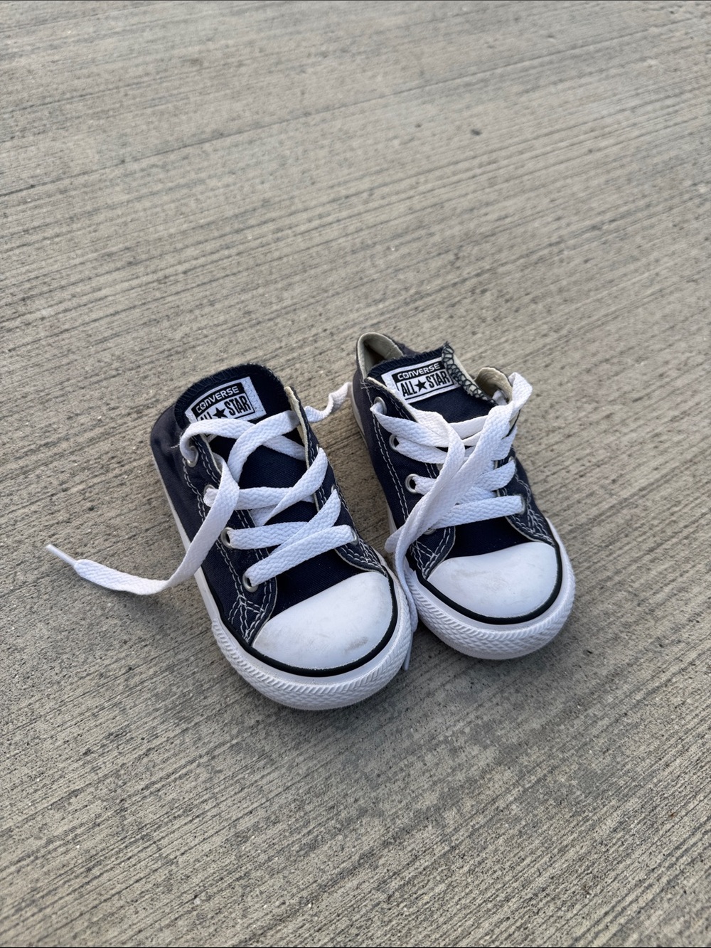 Converse Kids Navy Canvas Low-Top Sneakers with White Trim